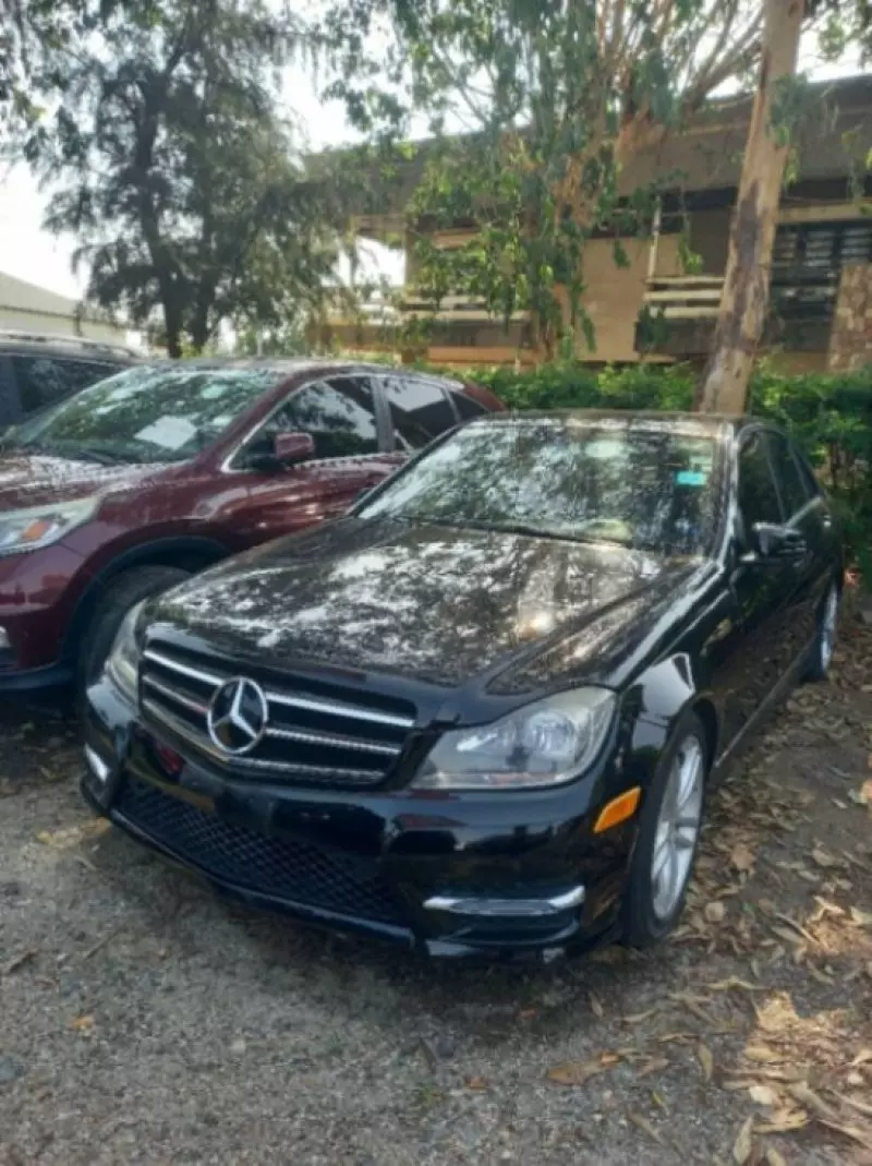 Mercedes-Benz C250   - 2014