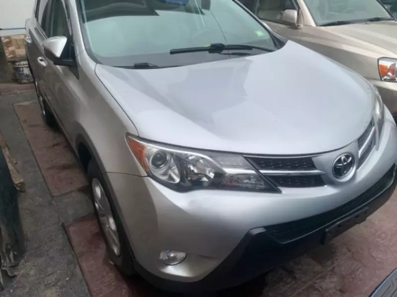 TOYOTA RAV 4 - 2015