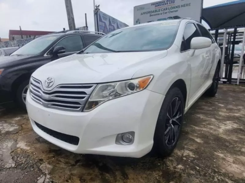 TOYOTA Venza   - 2010