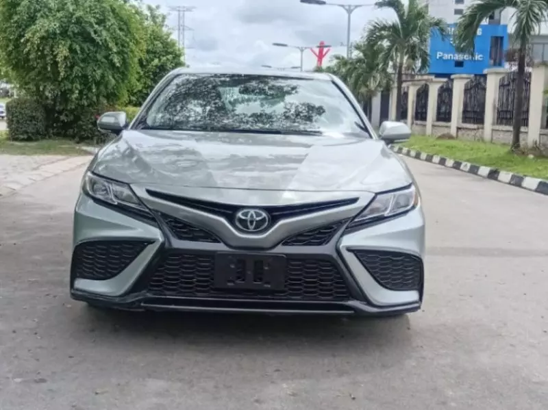 Toyota Camry   - 2021