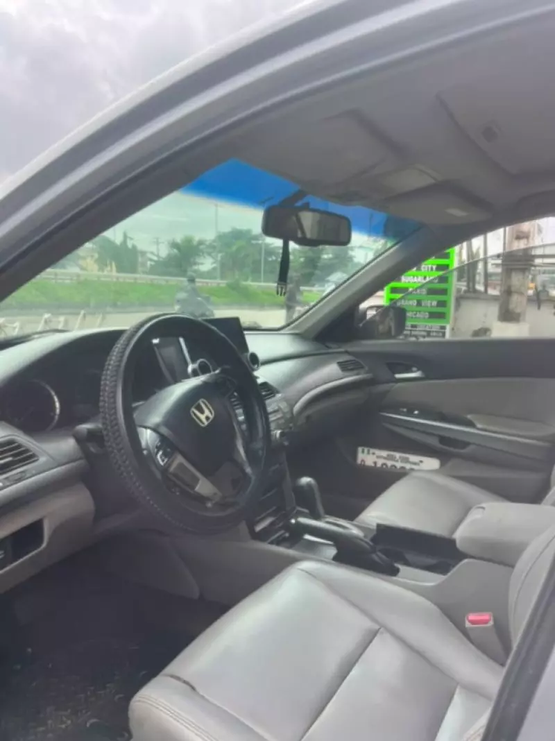 Honda Accord   - 2008
