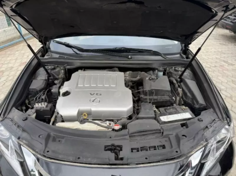 Lexus ES   - 2016