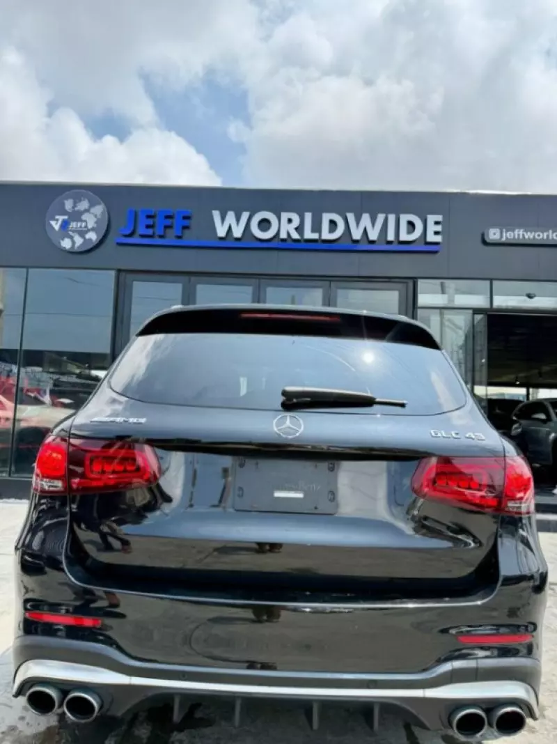 Mercedes-Benz GLC 43 AMG   - 2021