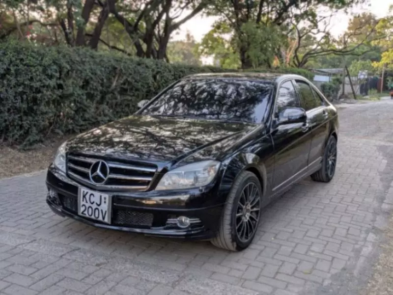 Mercedes-Benz C 200   - 2009