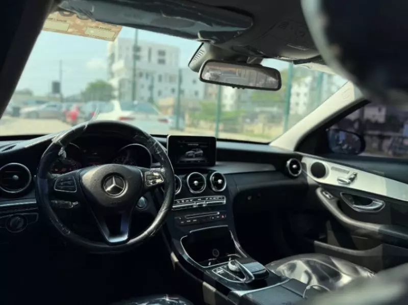 Mercedes-Benz C 300   - 2016