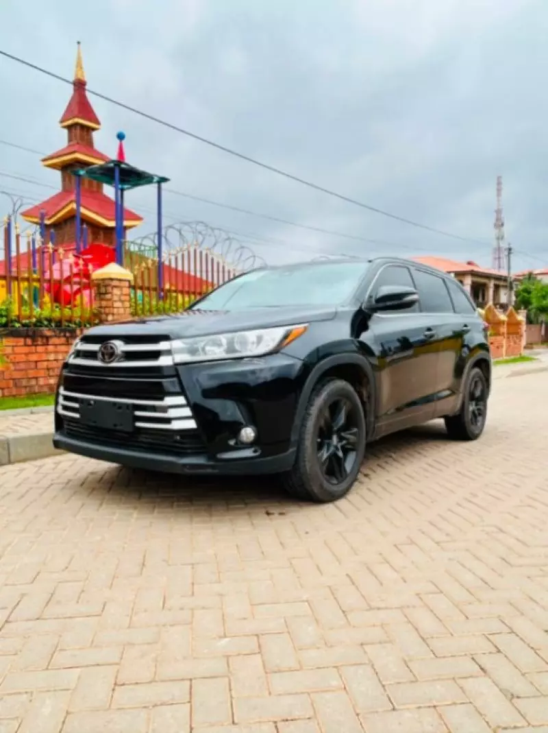 TOYOTA Highlander   - 2020