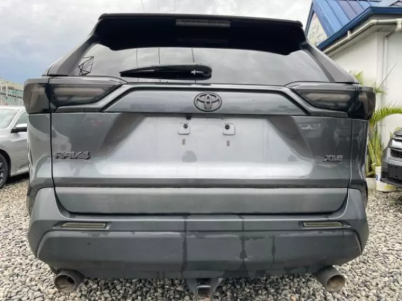 TOYOTA RAV 4   - 2021