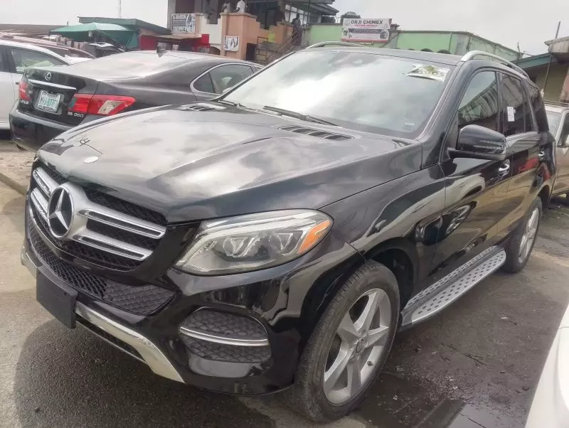 Mercedes-Benz GLE 350   - 2016