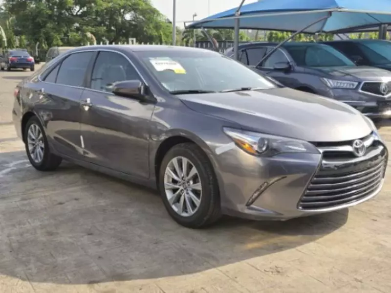 Toyota Camry   - 2015