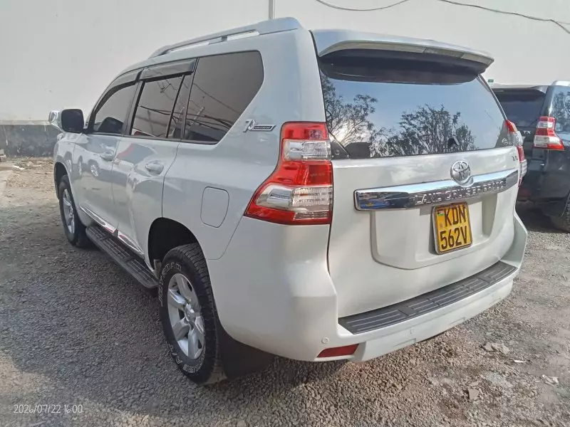 TOYOTA Landcruiser Prado   - 2016
