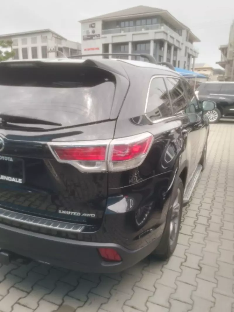 TOYOTA Highlander - 2014