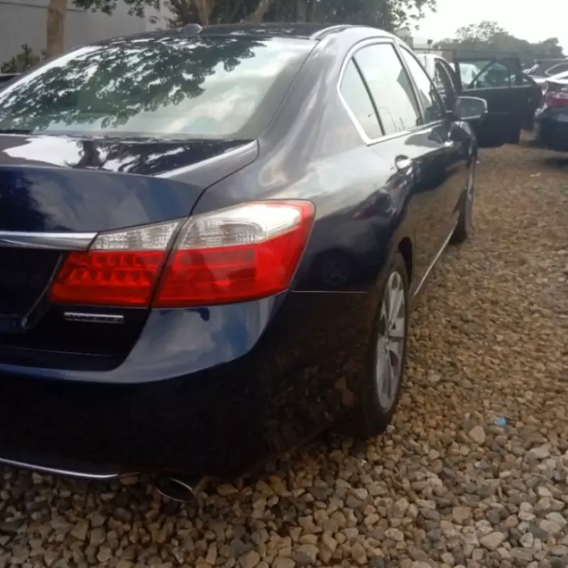 Honda Accord   - 2015