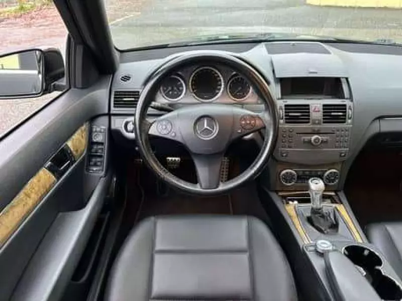 Mercedes-Benz C 300   - 2010