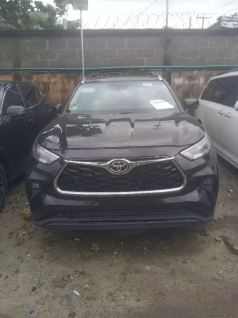 TOYOTA Highlander   - 2020