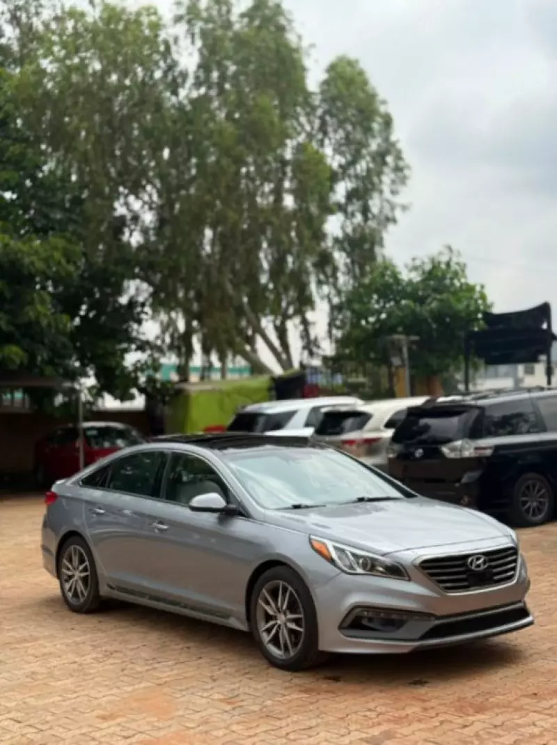 Hyundai Sonata - 2015