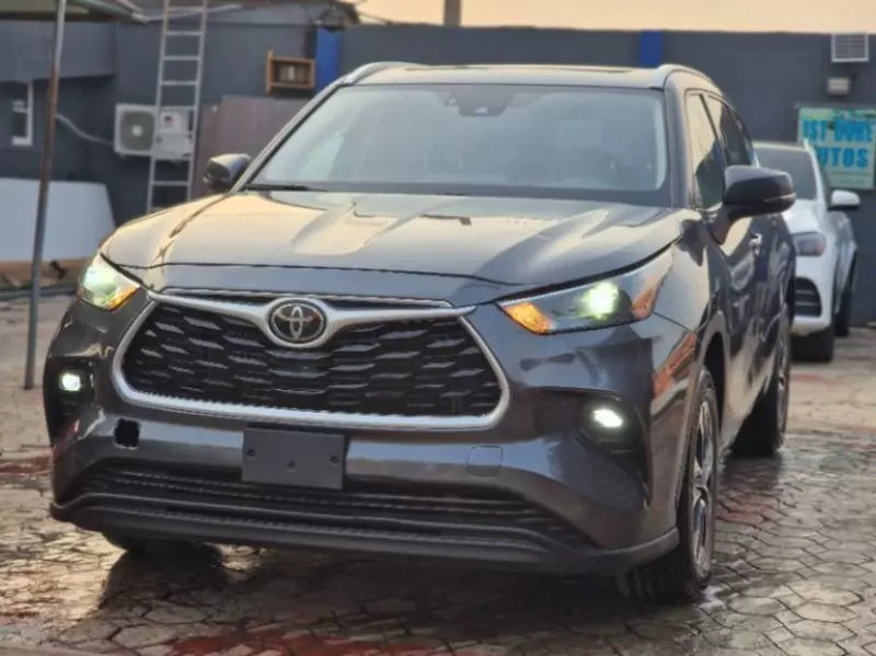 Toyota Highlander - 2022
