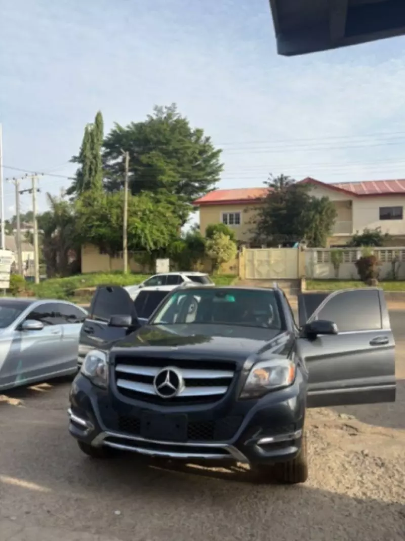 Mercedes-Benz GLK 350   - 2014