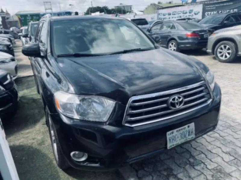 Toyota Highlander   - 2009