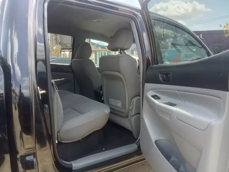 Toyota Tacoma   - 2013