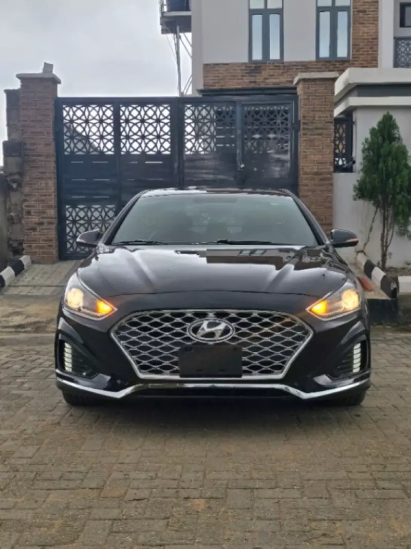 Hyundai Sonata   - 2019