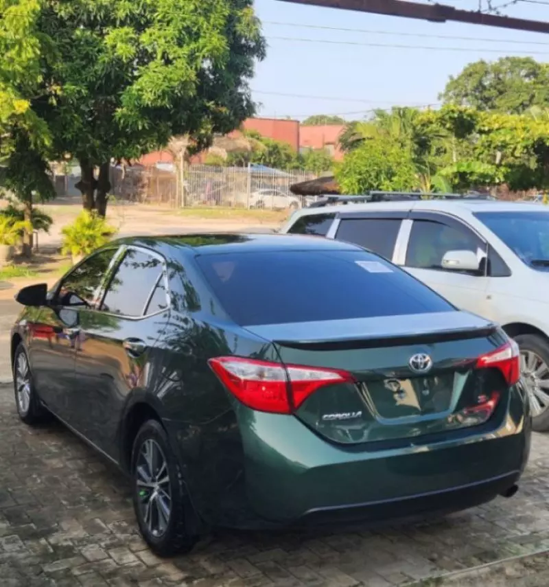TOYOTA Corolla   - 2016