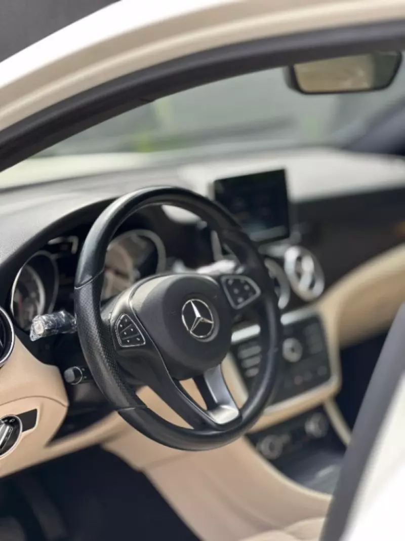 Mercedes-Benz GLA 250   - 2016