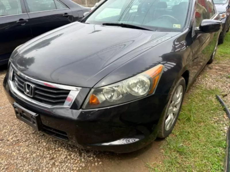 Honda Accord   - 2009