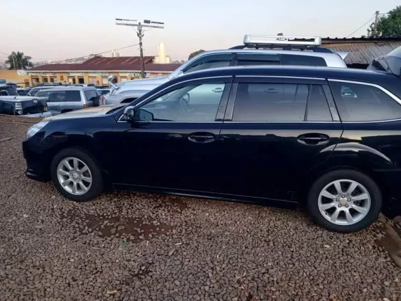 Subaru Legacy - 2010