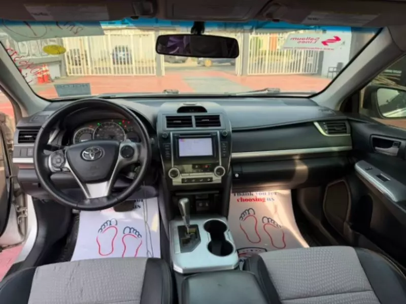 Toyota Camry   - 2013