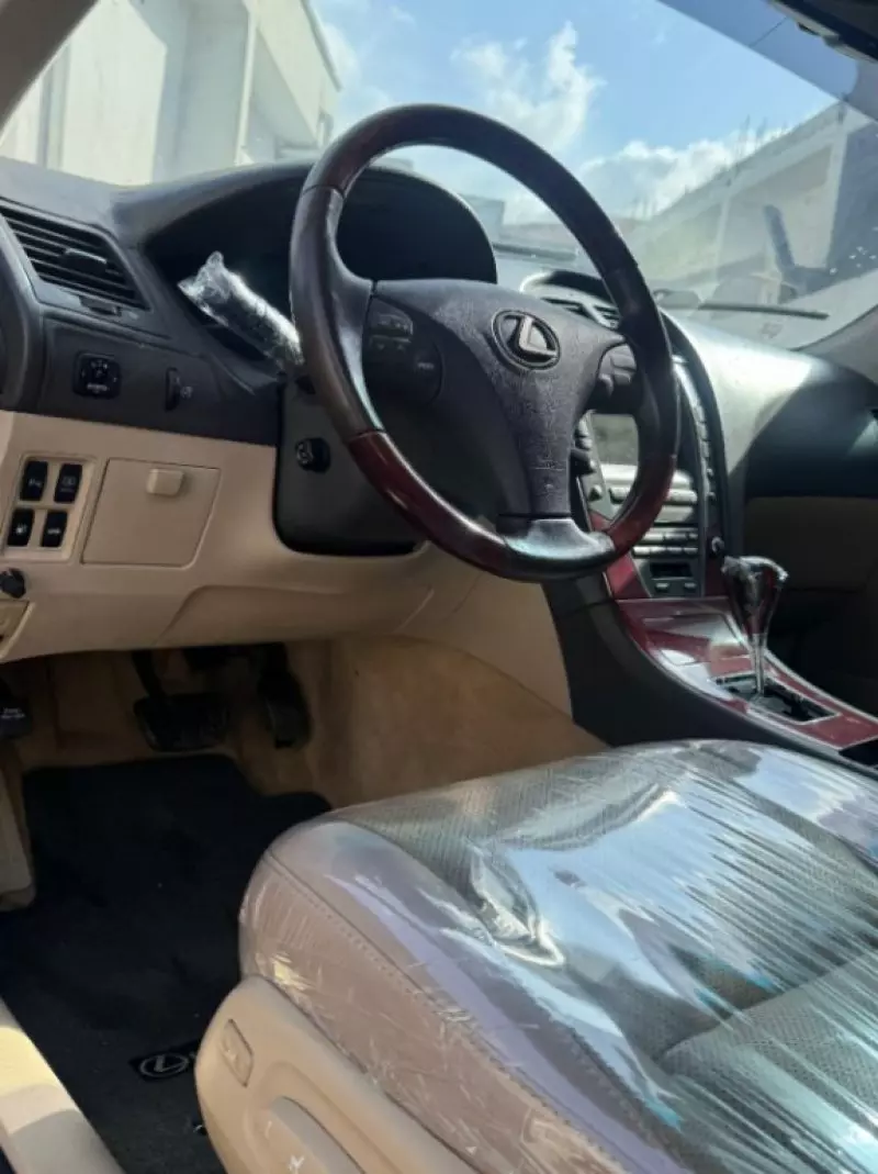 Lexus ES 350   - 2009