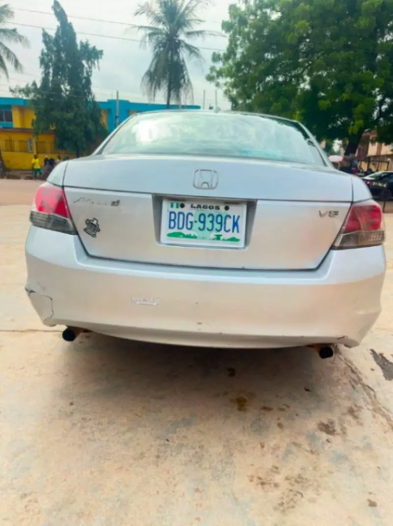 Honda Accord   - 2008