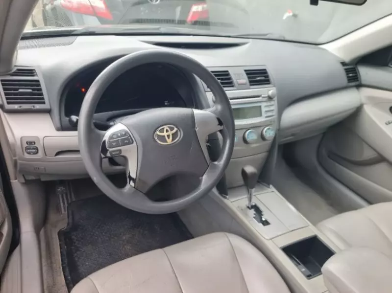 TOYOTA Camry   - 2009
