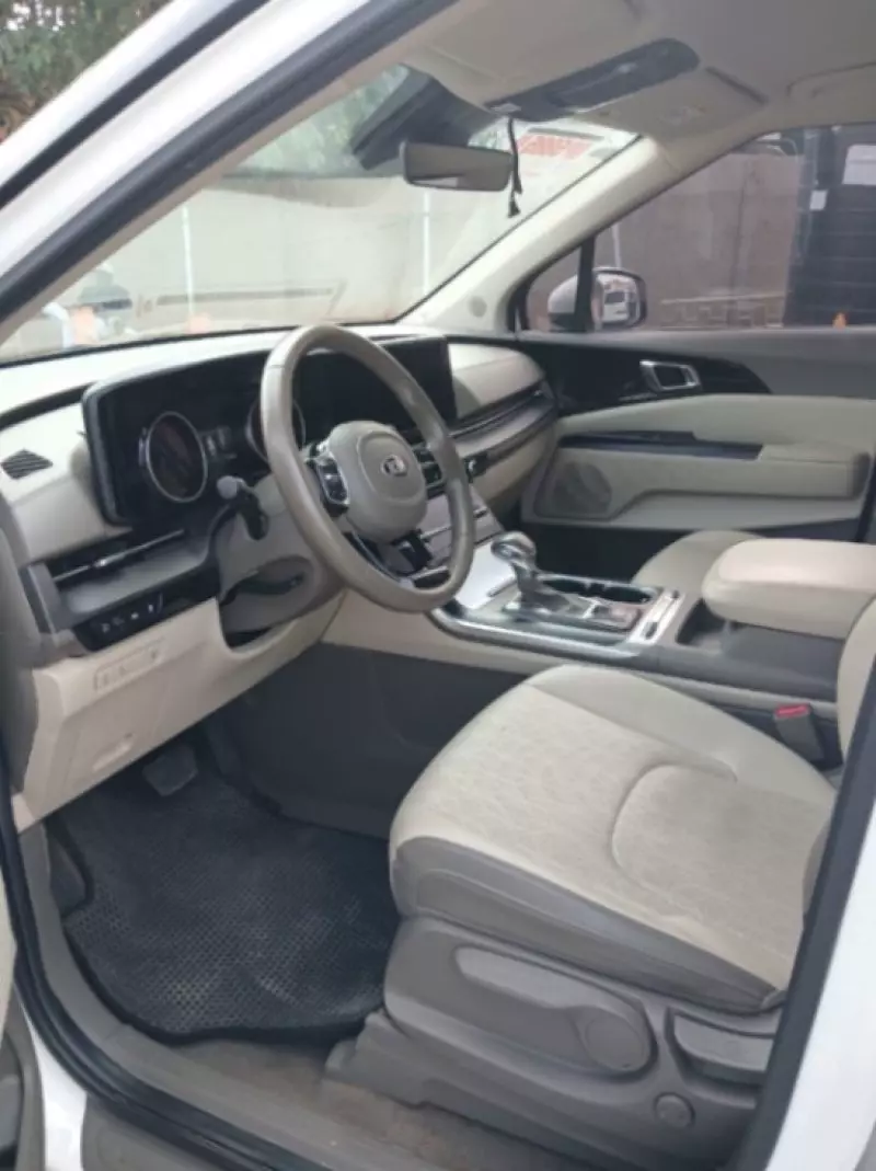 KIA Carnival   - 2021