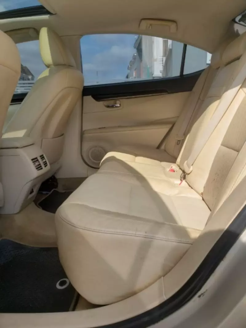Lexus ES - 2013