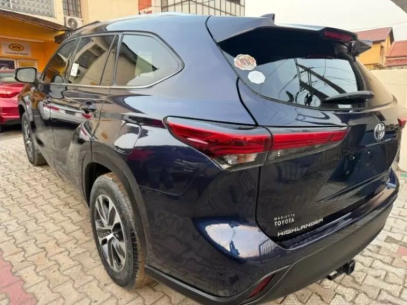 TOYOTA Highlander - 2020
