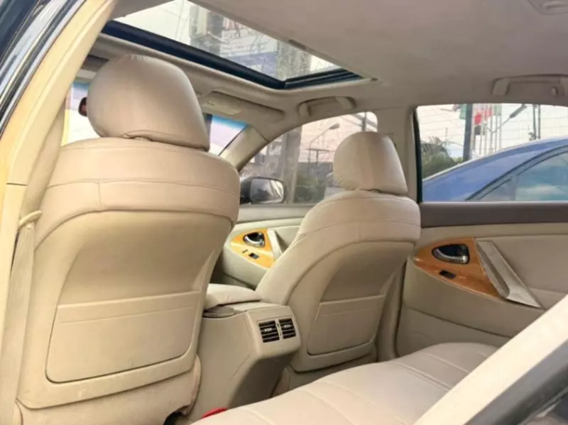 Toyota Camry   - 2007