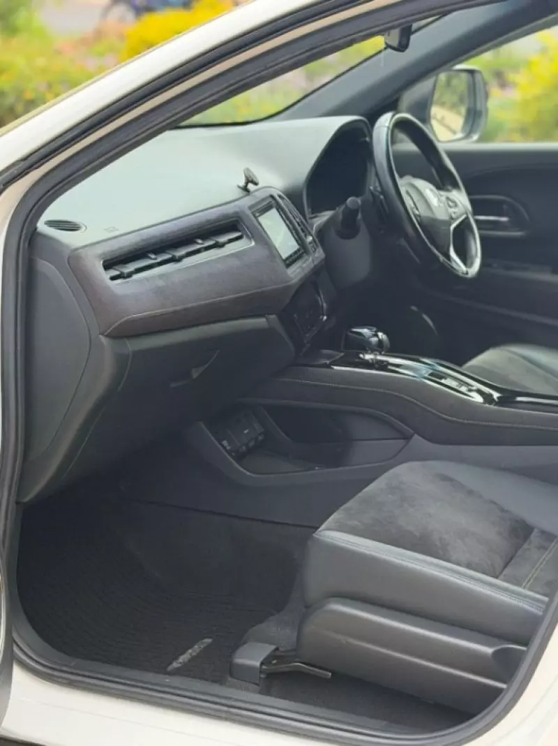 Honda Vezel    - 2018