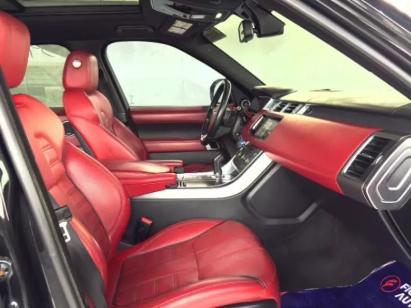 Land Rover Range Rover Sport   - 2014