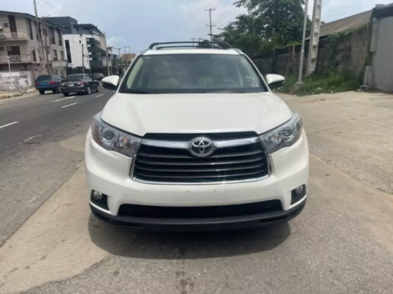 TOYOTA Highlander   - 2015