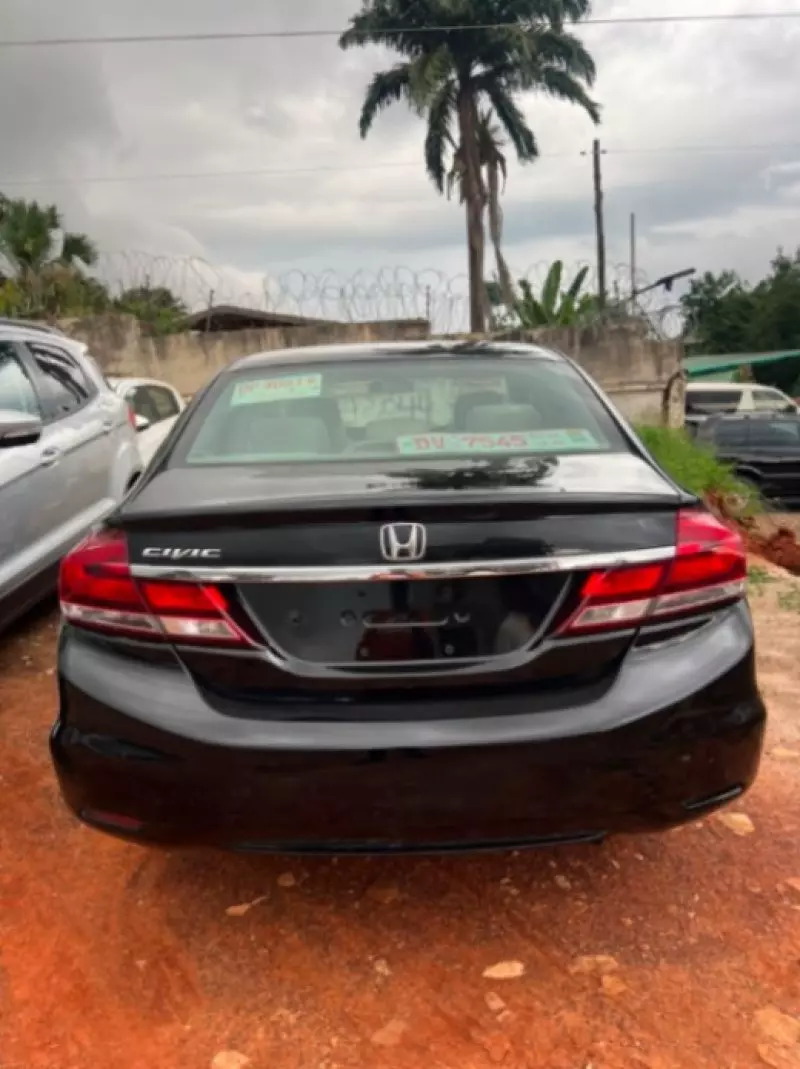 Honda Civic - 2013