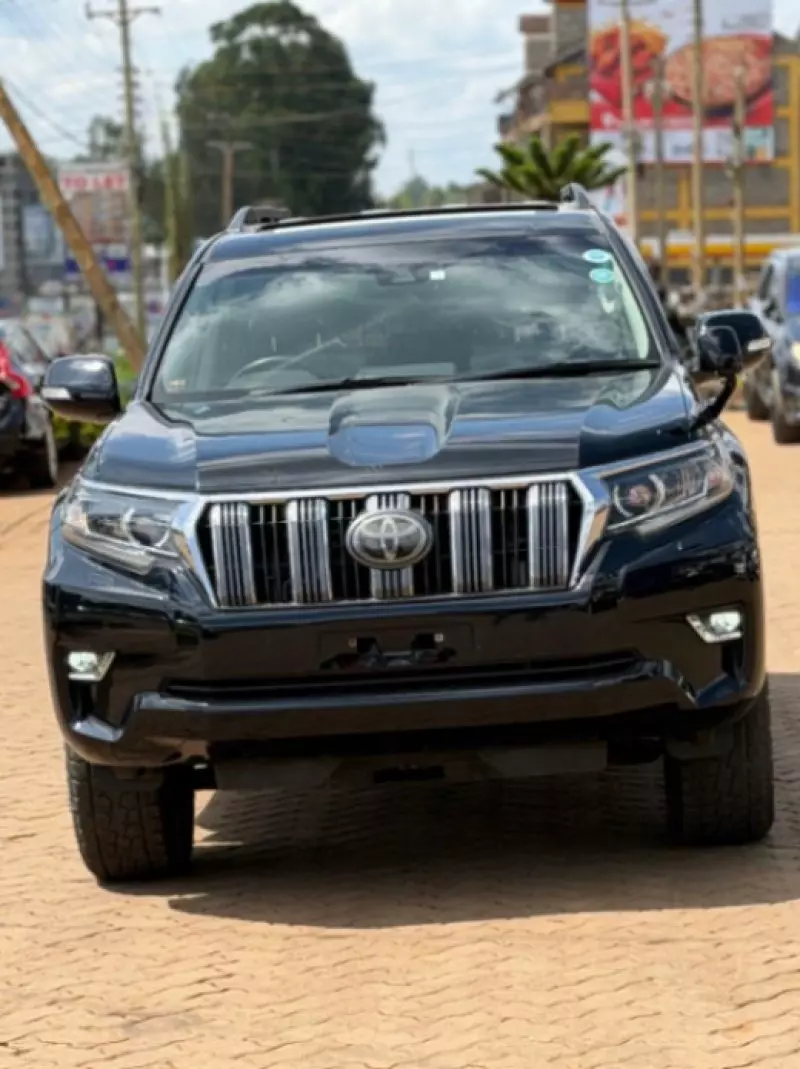TOYOTA LANDCRUISER VXR   - 2018