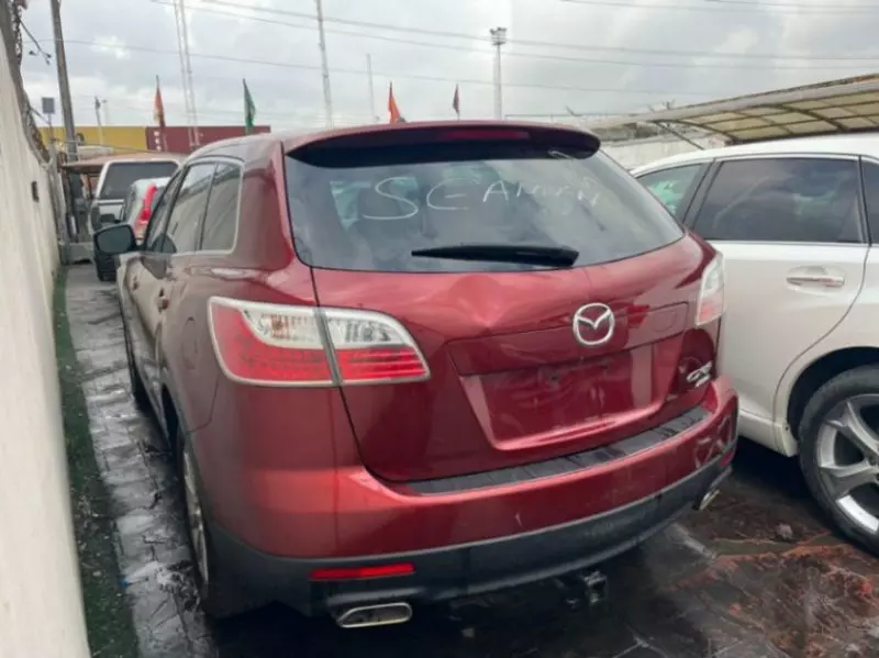 Mazda CX-9   - 2010