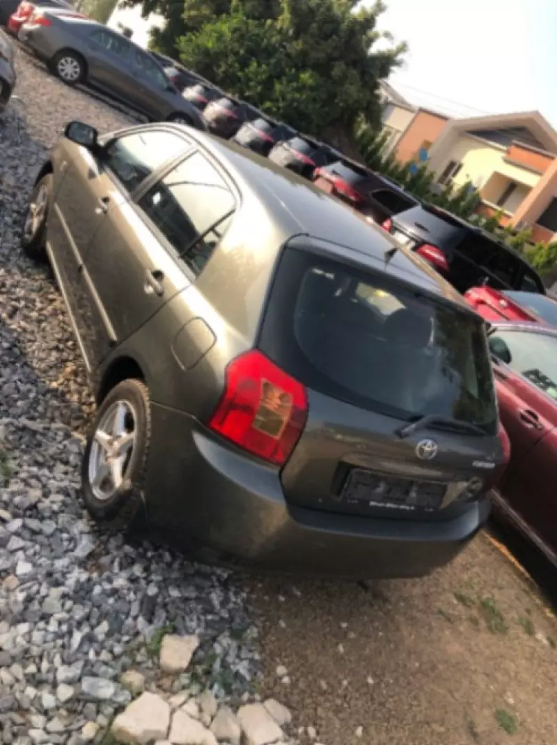 Toyota Corolla   - 2013