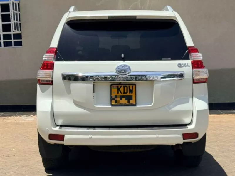 Toyota Landcruiser Prado   - 2014