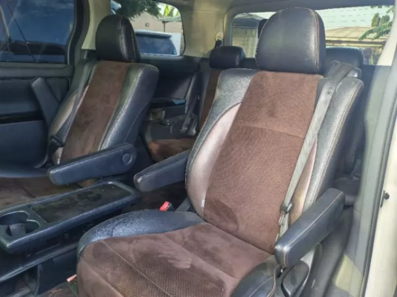 TOYOTA Alphard - 2015