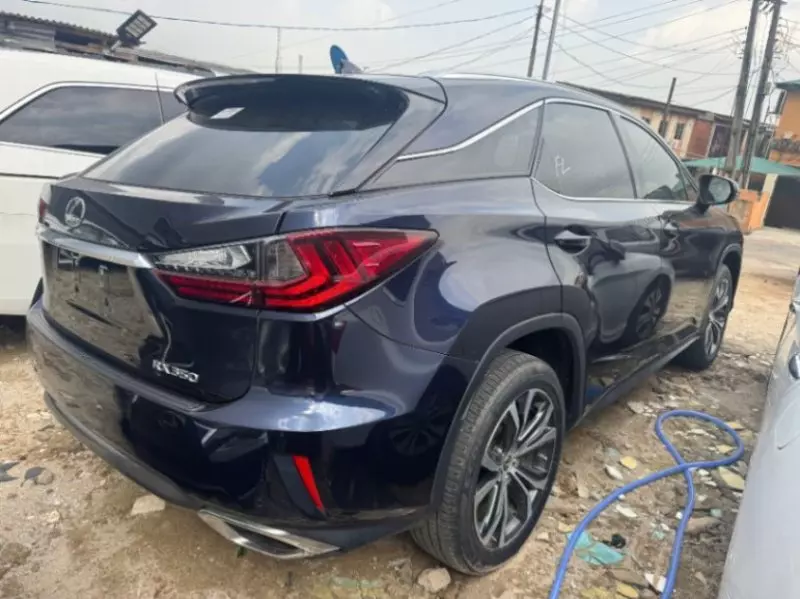 Lexus RX   - 2018