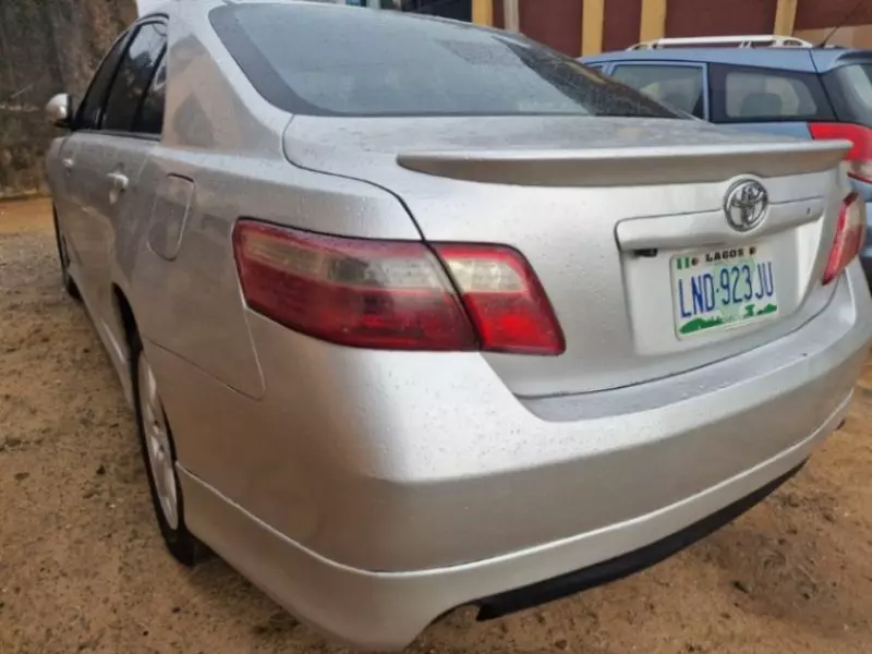 TOYOTA Camry - 2007