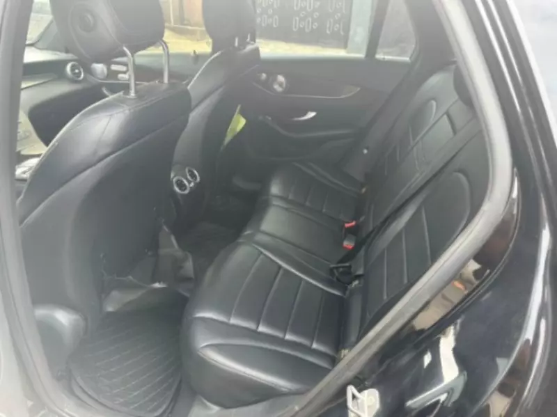 Mercedes-Benz GLC 300   - 2017