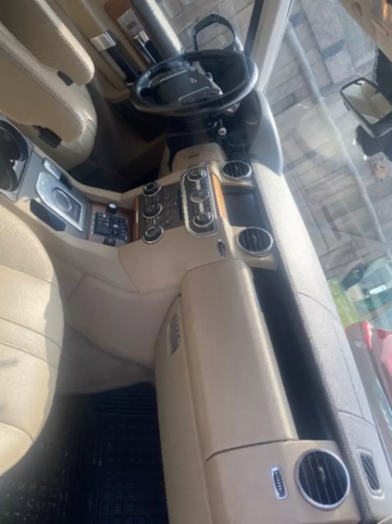 Land Rover Range Rover Velar   - 2016