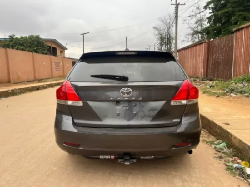 Toyota Venza   - 2010